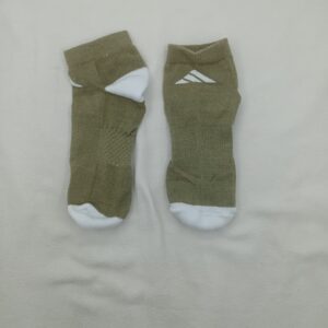 Soquetes Toalla Adidas Verde Musgo Logo Blanco Talon Blanco